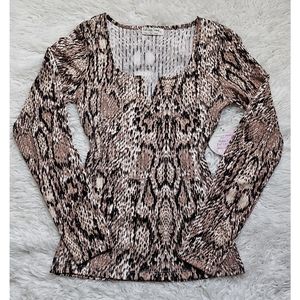 Women's Snakeprint Top